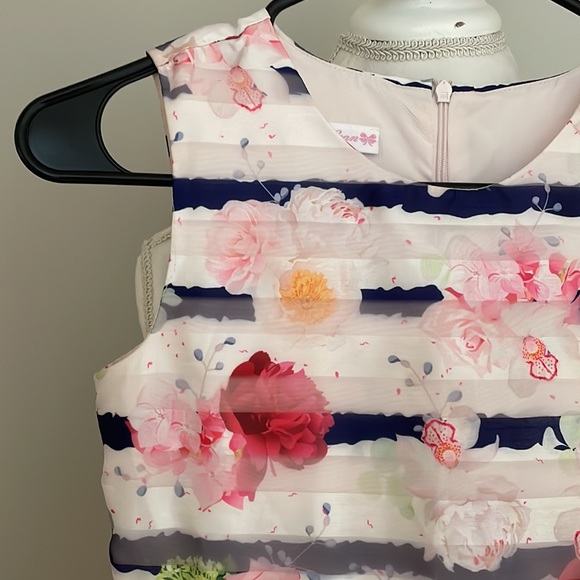 Bonnie Jean Sleeveless Girls Dress Floral with rose on waist, size 12 - Picture 5 of 14